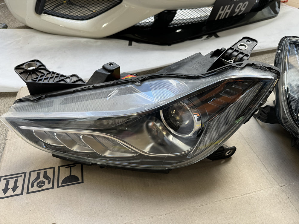 Genuine Head Light (Left) - Ghibli M157 (14-17)