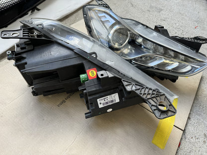 Genuine Head Light (Left) - Ghibli M157 (14-17)