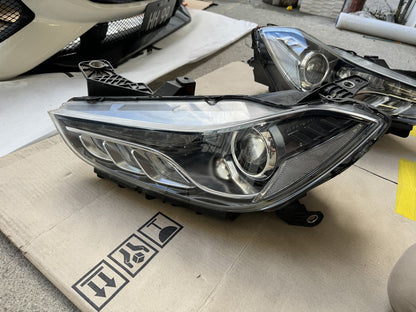 Genuine Head Light (Left) - Ghibli M157 (14-17)