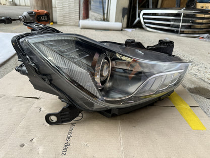 Genuine Head Light (Right) - Ghibli M157 (14-17)